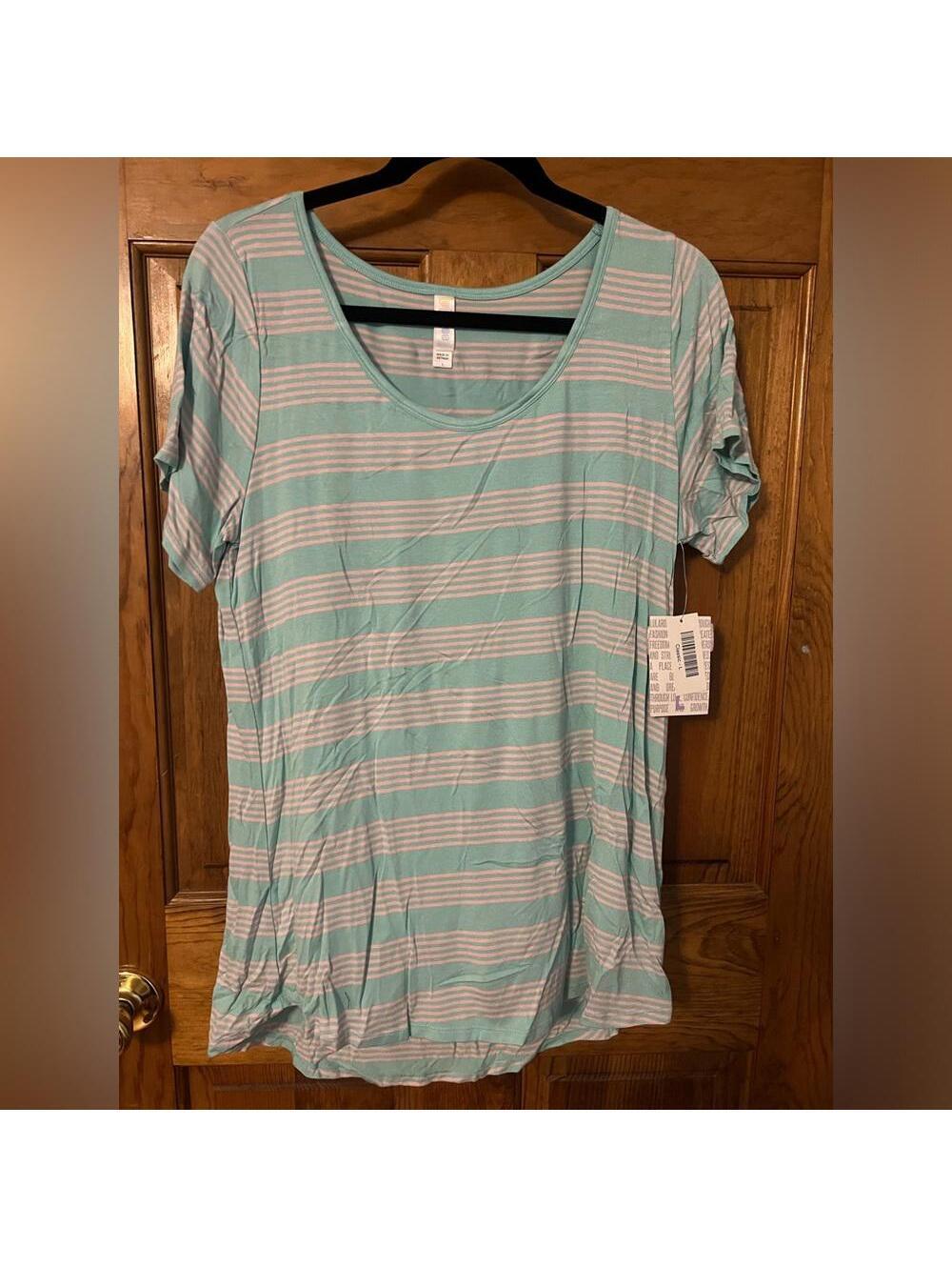 LuLaRoe Classic T Shirt Mint Pink Stripe Soft Silky Scoop High Low Large NWT